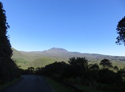 1 Le Pion des Neiges vu du Col de Bébour