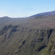 10. Le Volcan domine le paysage..jpeg