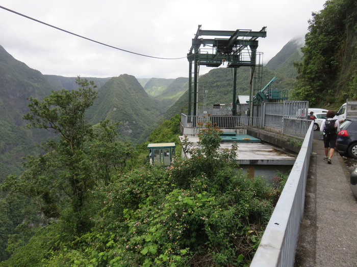 2 Arrivée du fuiculaire - Parking des l'usinne de Takamaka