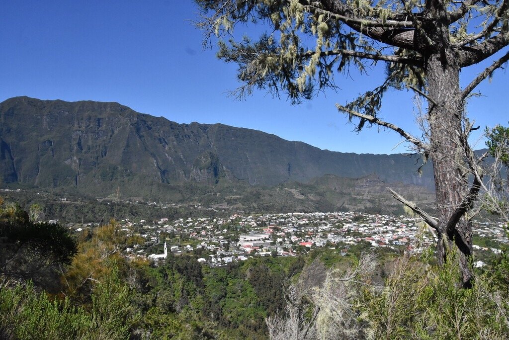 Cilaos_depuis_le_sentier-MB4_0816.jpg