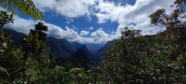 Point_de_vue_sur_Salazie_20221227_152718.jpg