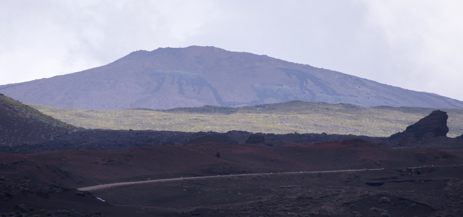 Piton de la Fournaise vu de la Plaine des sables