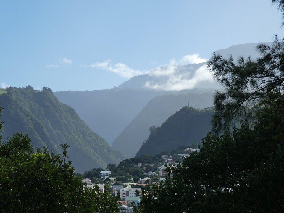 Point de vue depuis le sommet vers St Joseph et le Morne Langevin