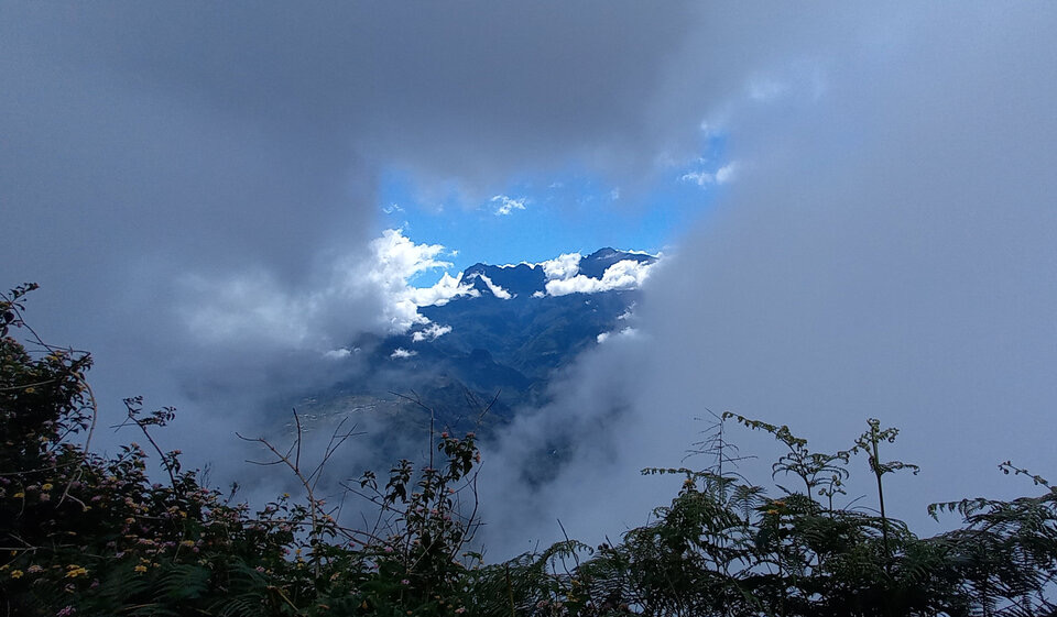 Cilaos depuis la petite fenêtre des Makes