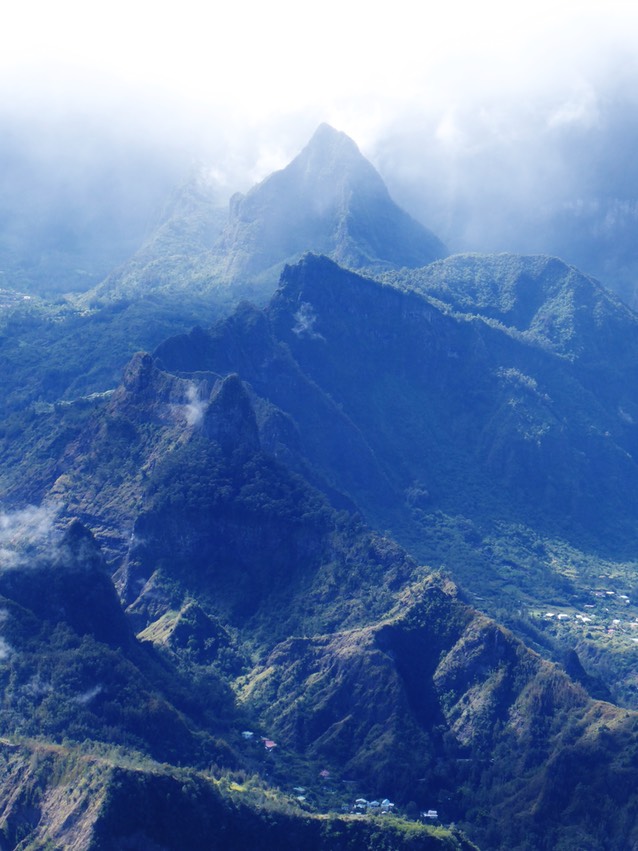 Le Bonnet de Prêtre vu du Piton Cabri (1)