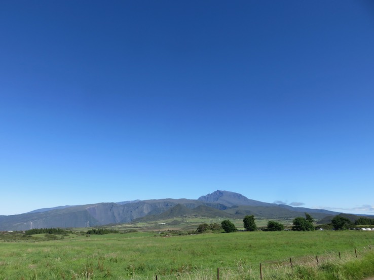 1 Piton des Neiges et prairies de la Plaine des Cafres