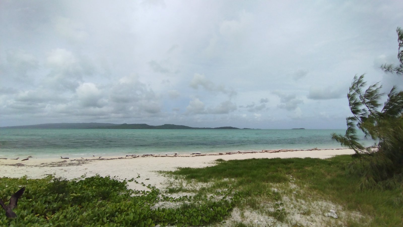 Le lagon et au loin le sud-ouest de Rodrigues
